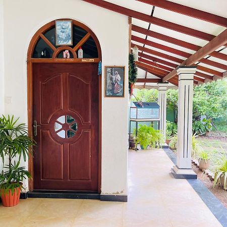 Shalomi'S Villa & Happy Home Negombo Exterior photo