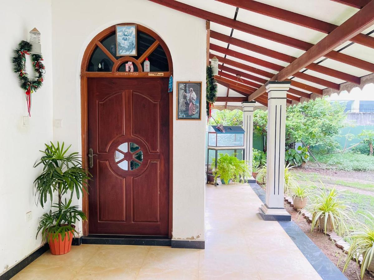 Shalomi'S Villa & Happy Home Negombo Exterior photo