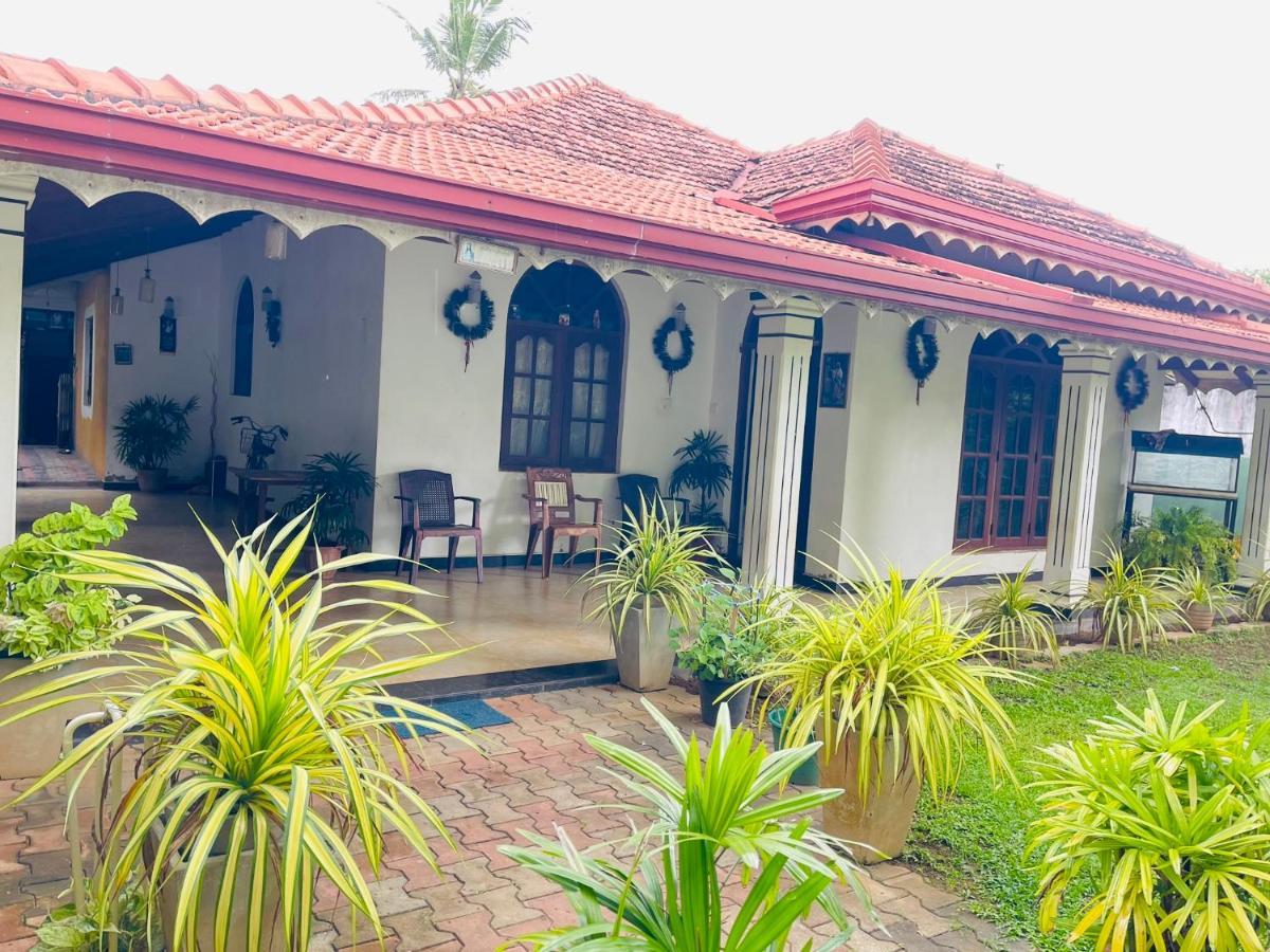 Shalomi'S Villa & Happy Home Negombo Exterior photo
